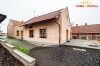 Prodej rodinného domu o třech bytových jednotkách Přívory - Všetaty