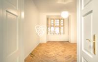 Prodej bytu 3+kk, 105,6 m2 + privátní zahrada 53,9 m2 - Praha, Bubeneč