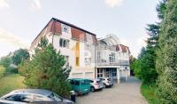 Prodej multifunkční budovy/ vila domu, 1904,6 m2, pozemek 2091 m2, Praha západ - Průhonice