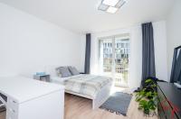 Nabízíme k prodeji byt 1+kk s balkónem, ulice Mezi vodami 2349/47, Praha - Modřany