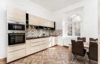 Prodej Bytu 2+1, 62 m2 + 13 m2 sklep, Praha - Nusle