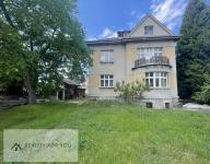 Prodej prvorepublikové vily 260 m2 se zahradou 598m2, Kostelec nad Černými lesy, Praha - východ