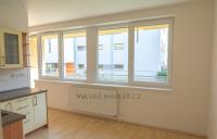 Prodej bytu 1+1 s balkonem, 44 m2, Praha 9