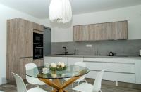 Prodej bytu 2+kk/B/GS/sklep, 61 m2