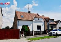 Prodej rodinného domu 130 m2, pozemek 1 011 m2, obec Hluboký Důl, okres Kolín