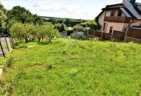 Exkluzivně - Prodej stavebního pozemku 530 m2, Praha 9 - Dolní Počernice, ul. Nad rybníkem