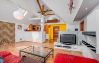 Prodej více-generačního rodinného domu, 140 m2 a 481 m2 pozemek - Hlavnovská ul., Dřísy