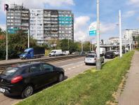 Kupte si investiční byt na Praze 6 pár kroků od tramvajové zastávky.