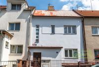 Řadový rodinný dům, ul. Dvoudílná 98/10, Praha 9 - Střížkov