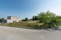 Rovinatý exkluzivní stavební pozemek 657m2, obec Zdiby - 9 km od centra Prahy, okr. Praha - východ