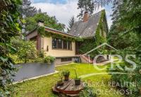 RD 4+1/G + atelier, ležící na pozemku 1.032 m2, vyhledávaná lokalita, Praha západ - Jíloviště