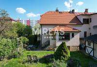 Praha 20 - Horní Počernice, prodej rodinného domu na pozemku o celkové výměře 479 m2.