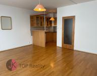 Exkluzivní prodej hezkého bytu 1+kk/GS, 40 m2, OV, Praha 10 - Strašnice, ul. Vinohradská