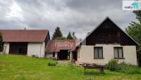 Zemědělská usedlost v krásném prostředí s pozemkem 10529m2