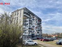 Prostorný byt 3+kk s balkonem, sklepem a garážovým stáním, Praha 5 - Stodůlky