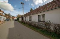Prodej rodinného domu 50 m2, pozemek 810 m2