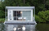Prodej, Houseboat, 67 m2 - Praha 7