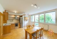 Prodej bytu 3+kk, Praha 5 - Hlubočepy, 81 m2, terasa 11,4 m2, 2x garáž, Voskovcova ulice