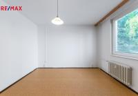 Prodej bytu 3+1, 72 m2 +sklep, lodžie, garáž (Barrandov, Praha 5)