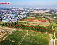 Prodej podílu 2/10 na pozemcích plochy 17008 m2 v Uhříněvsi