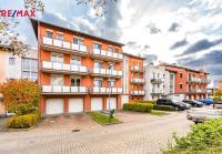 Prodej pěkného bytu 2+kk s předzahrádkou v klidné lokalitě Brandýsa nad Labem.